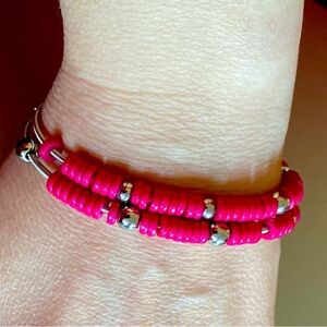 🌟3/$15 NWOT- PAPARAZZI: Stretchy Metal Coil Bracelets w/ Fuchsia/Silver Beads